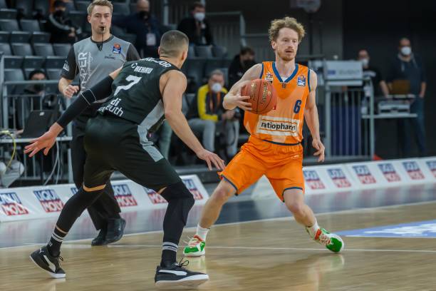 在这场比赛 在这场比赛